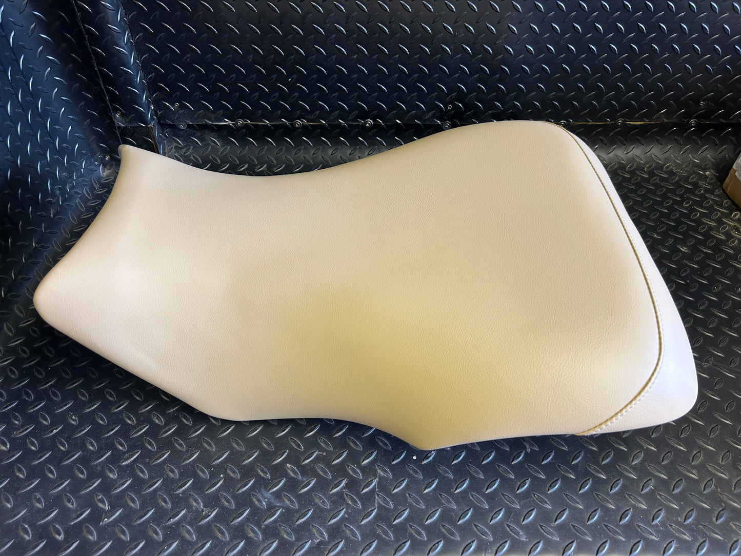 Yamaha Grizzly 450 Saddle