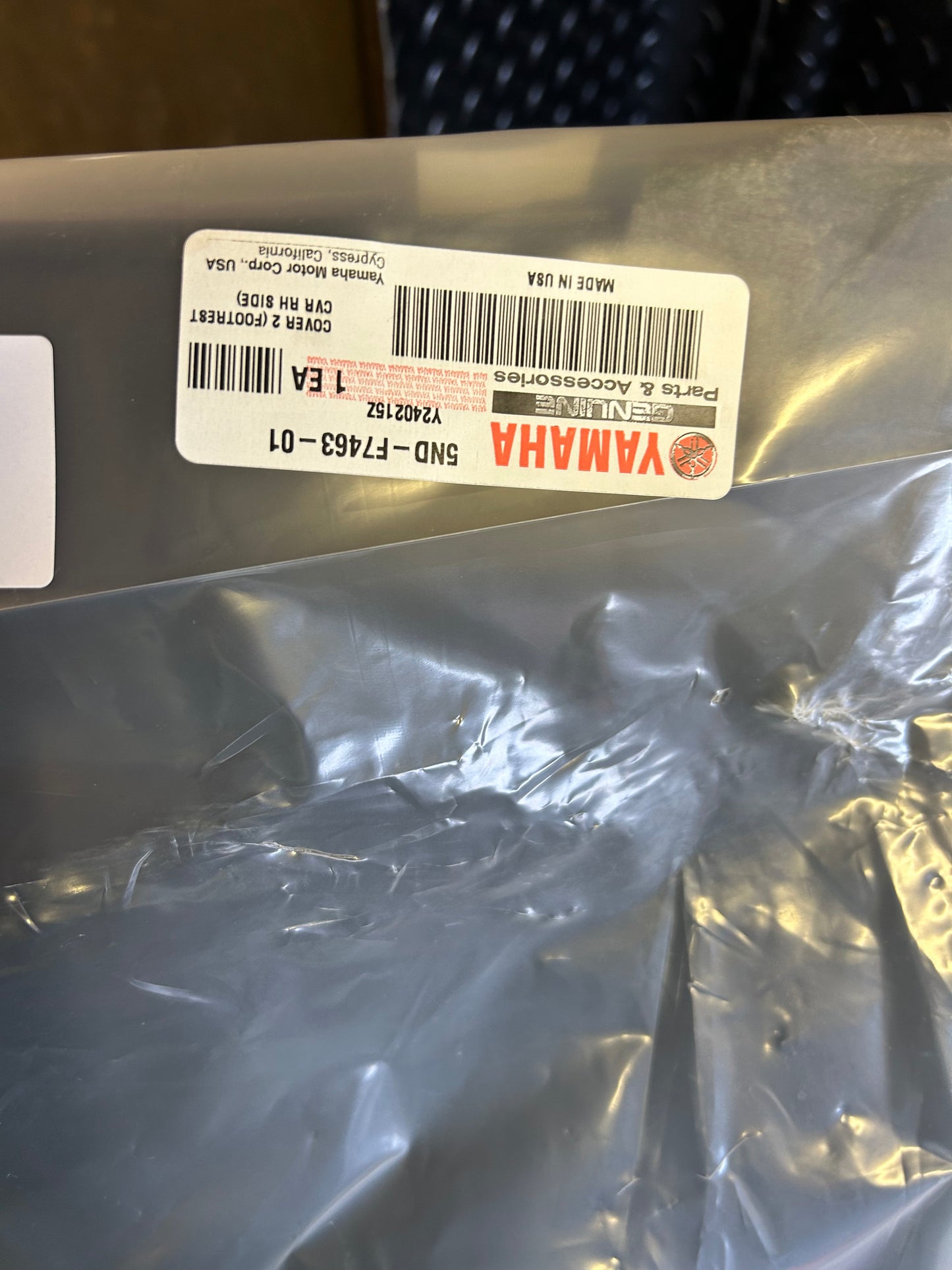 YFM450 Right hand foot rest (cover 2)
