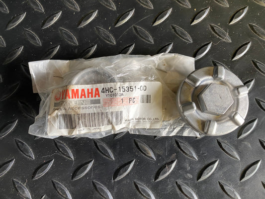 Yamaha Engine oil sump drain plug
4HC-15351-00