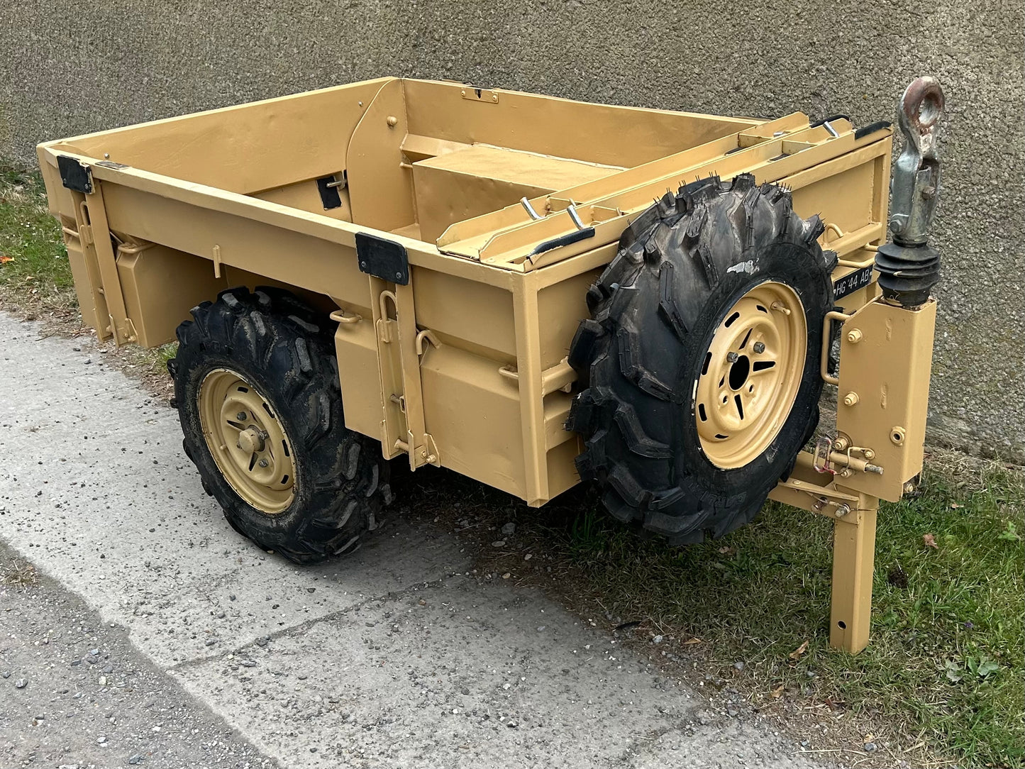 Ex military quad trailer - Logic SMT172B quad trailer (in tan)